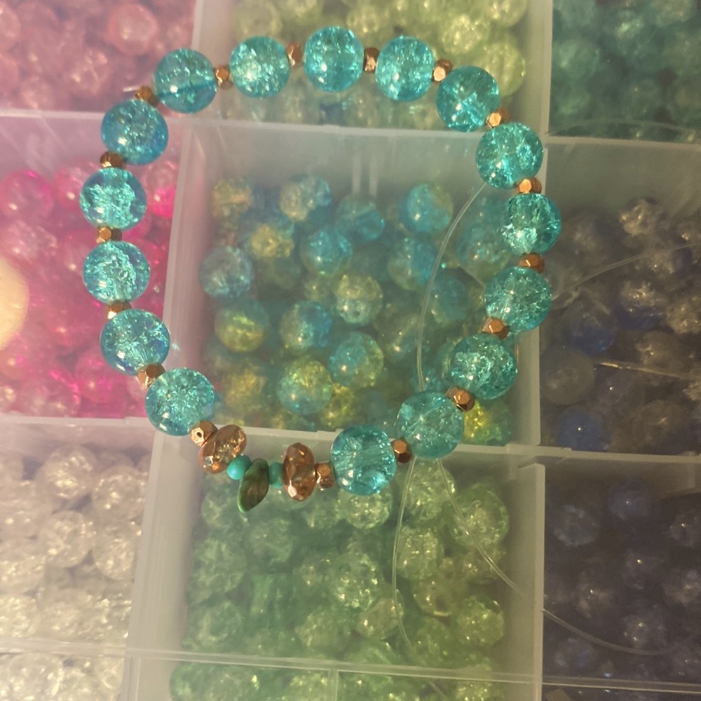 turquoise bracelet with brass accents💋